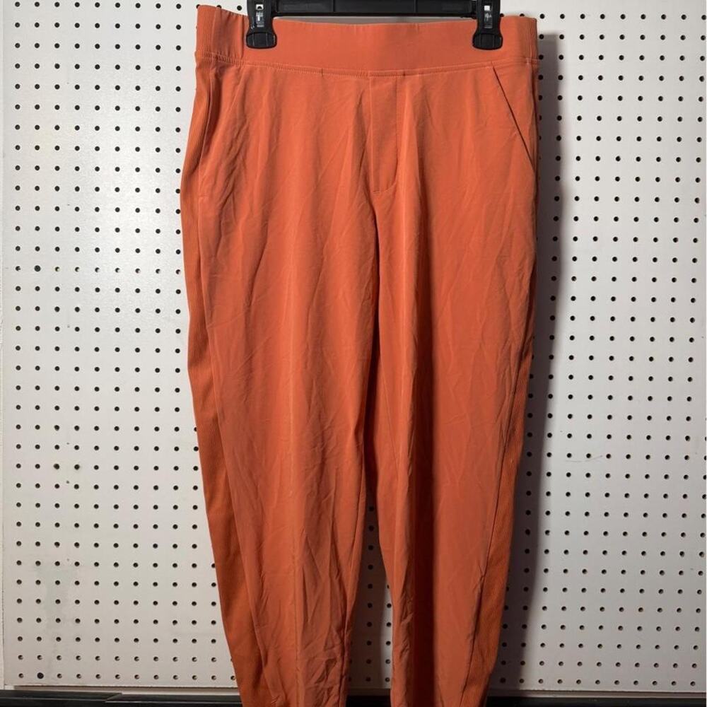 Athleta Orange Women’s Pants Size 10P High waisted Wide leg Comfortable